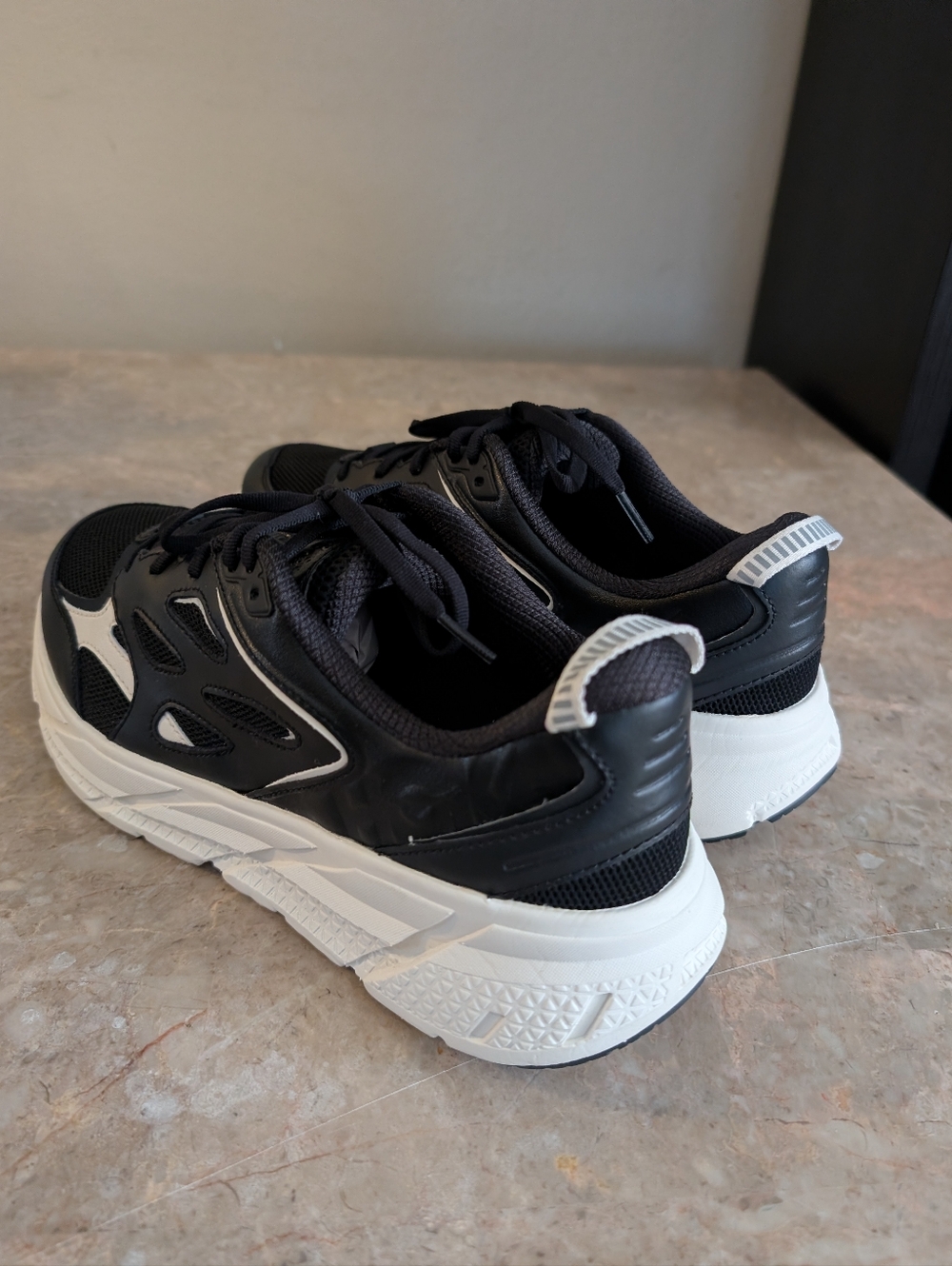 Hoka U Clifton L Athletic Cushioned Shoes Obsidian Alabaster Women Size 11.5 - Picture 6 of 15